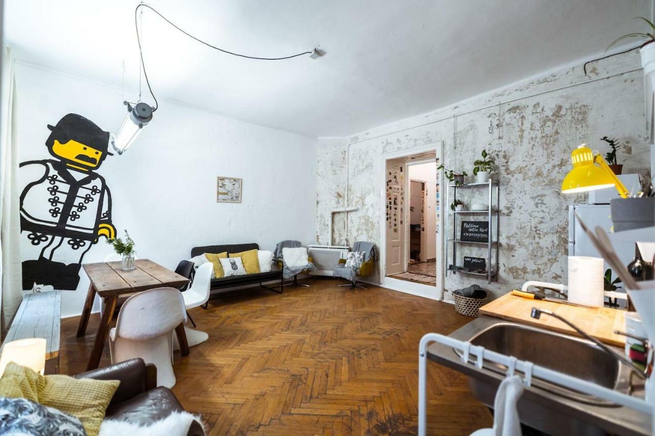 A Szoba Apartman Печ Екстер'єр фото