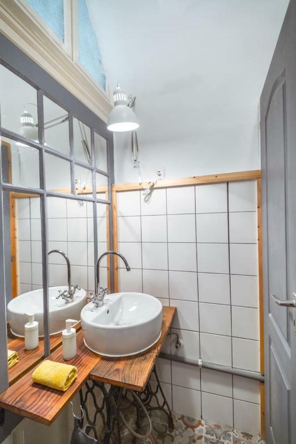 A Szoba Apartman Печ Екстер'єр фото