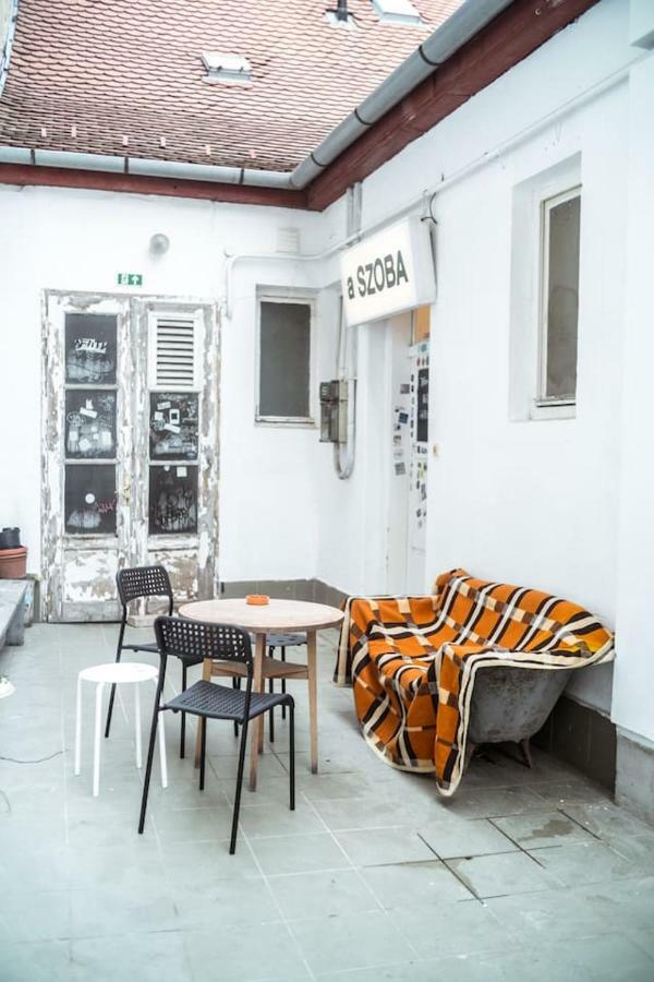 A Szoba Apartman Печ Екстер'єр фото
